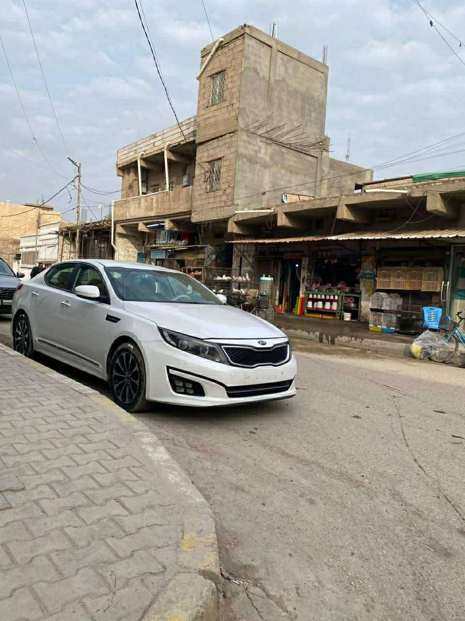 السلام عليكم
اوبتما موديل 2015 وارد امريكي رقم بغداد الدولي تحويل مباشر السيارة حادثها جدا بسيط والسونار مرفق بدون اي ضرر داخلي مكان السيارة بابل السعر ١٢٧ وبيه مجال للطيبين  للاستفسار الاتصال
 ‭٠٧٧٣ ٥٠٤ ٣٦٦٧‬
