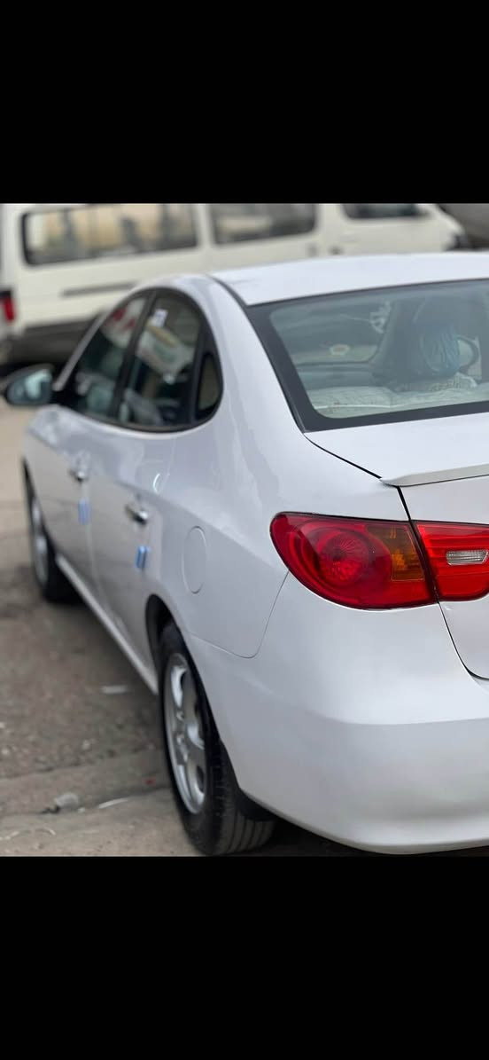 السلام عليكم

هونداي النترا 2011 لون ابيض 

دكشن عالي 

سياره رقم دهوك  

سياره كير عادي 

كير محرك شرت ما مفتوح 

اشاير بلمري

4 دسك

يدات بيض بلادي

ويل كروم 5 

جرس سرعه

داخل لونين

🔺السياره بس شبرين بي كارت باب خلفي  

 

مكان سيارة عقره 📍

رقم الهاتف واتساب او فايبر ☎️

*********** أربيل, العراق
