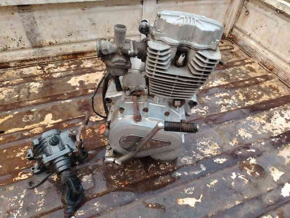 بدي مكينه لبيع سعر 160 بيه مجال قليل رقم ***********
