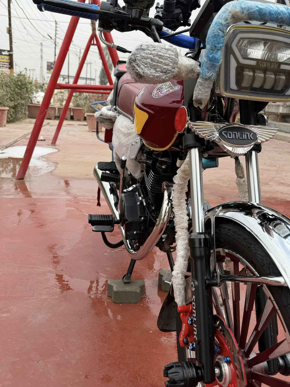 السلام عليكم
للبيع دراجه سونك 2025
دراجه نازله من رمبه 12/13
الدراجه نضيفه وماماشيه ومزوده ك شكل فقط 
ماشيه 1300
 مكاني بغداد الراشديه 
رقم ***********
سعر ملييون قففل .
