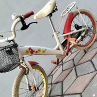 دراجة بنات • حجم ١٨ • الشالجية