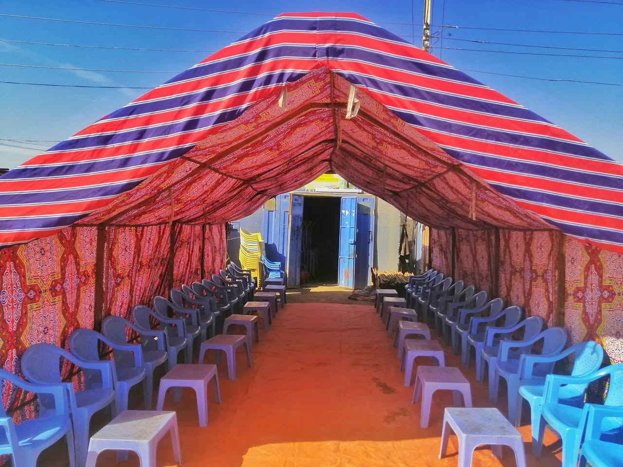 على بركه الله
مستعدون لتجهيز كافه المناسبات كراسي جوادر ميز طعام جوادر عقد جوادر عاديه مواعين مفطح كوشات خطوبه العنوان  قضاء الموفقيه شارع الرائده قرب السيطره محلات ستار كمن العايدي للاستفسار ***********
