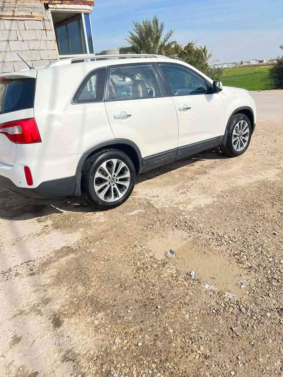 سيرنتو موديل ١٥ فول موصفات ماعده البنرامه مصبوغه عام بيه تجيه مكينه ٢٤٠٠ مكان السياره بلحله هذا رقمي *********** سعره ١٢٥
