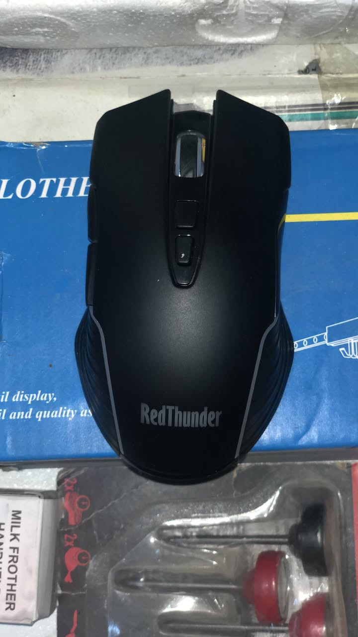 كيبورد احترافي (GAMING)من شركةREDTHunderكيبورد مع ماوس يكون شحن و وايرلس
سعر 25الف دينار


**إذا كنت صاحب هذا الإعلان وتريد حذفه لأي سبب، رجاءا أرسل رسالة إلى الدعم الفني**