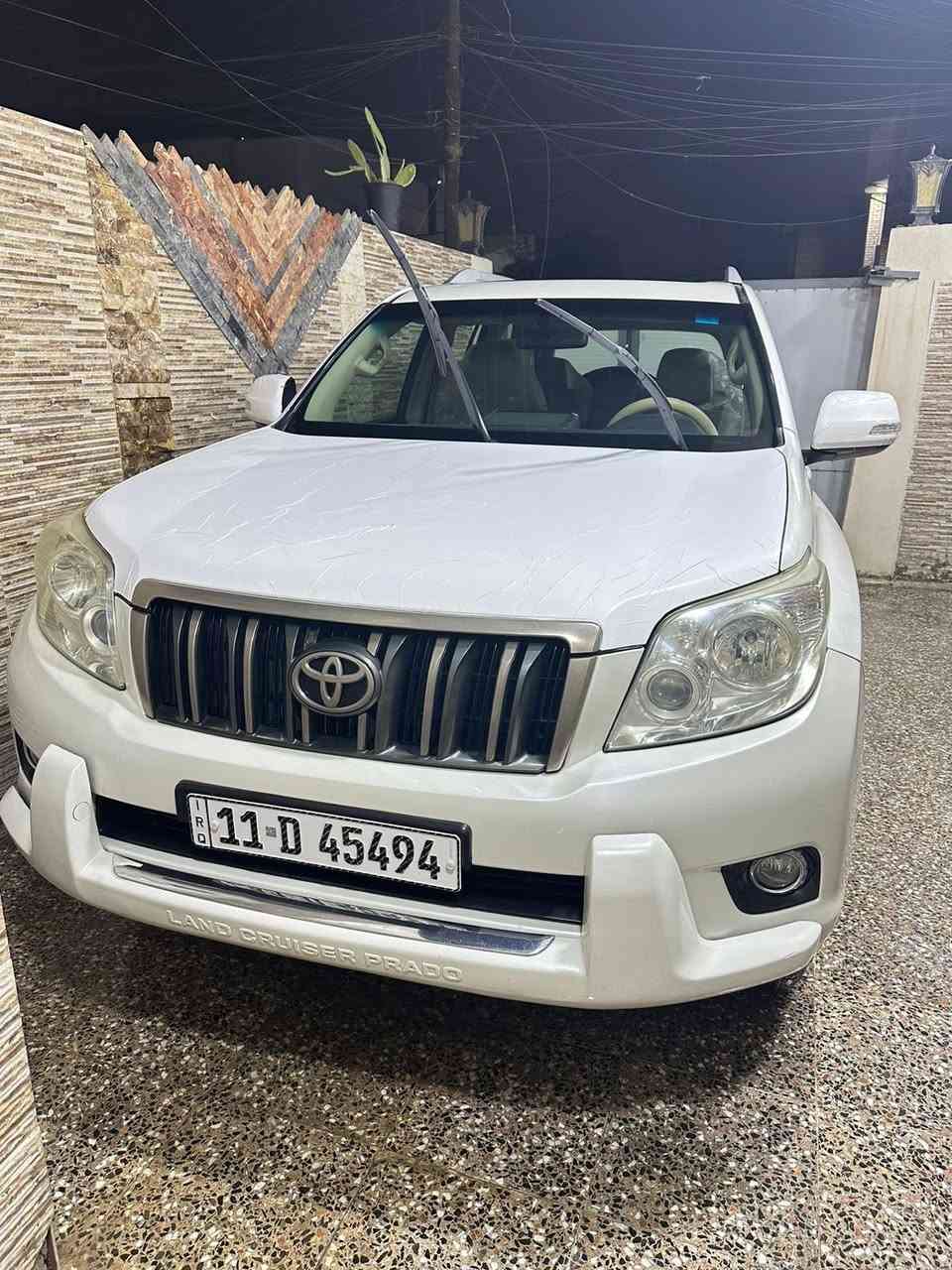 سلام عليكم البيع فقط
تيوتة برادو موديل 2013 كويتي فول مواصفات 
مكفولة كفالة عامة من الصبغ والبارد سيارة  جديدة 
السعر 295وبيهة مجال 
رقم بغداد بسمي تحويل مباشر 
موصفات معروفة 
ستة سلندر مكينة مكفولة كير مكفول 
ماشية 120 ألف حقيقي 
مكان بغداد  ***********
