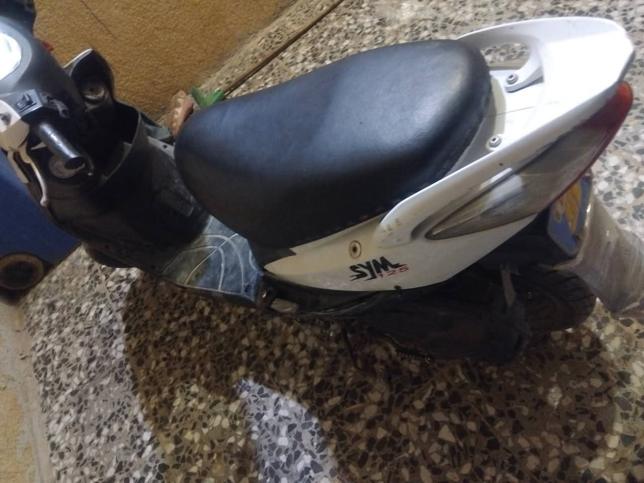 سلام عليكم سيام كوري ابيع على عطله عوزه كابريته فقط فقط 150 الف قفل قفل كربلاء


**إذا كنت صاحب هذا الإعلان وتريد حذفه لأي سبب، رجاءا أرسل رسالة إلى الدعم الفني**