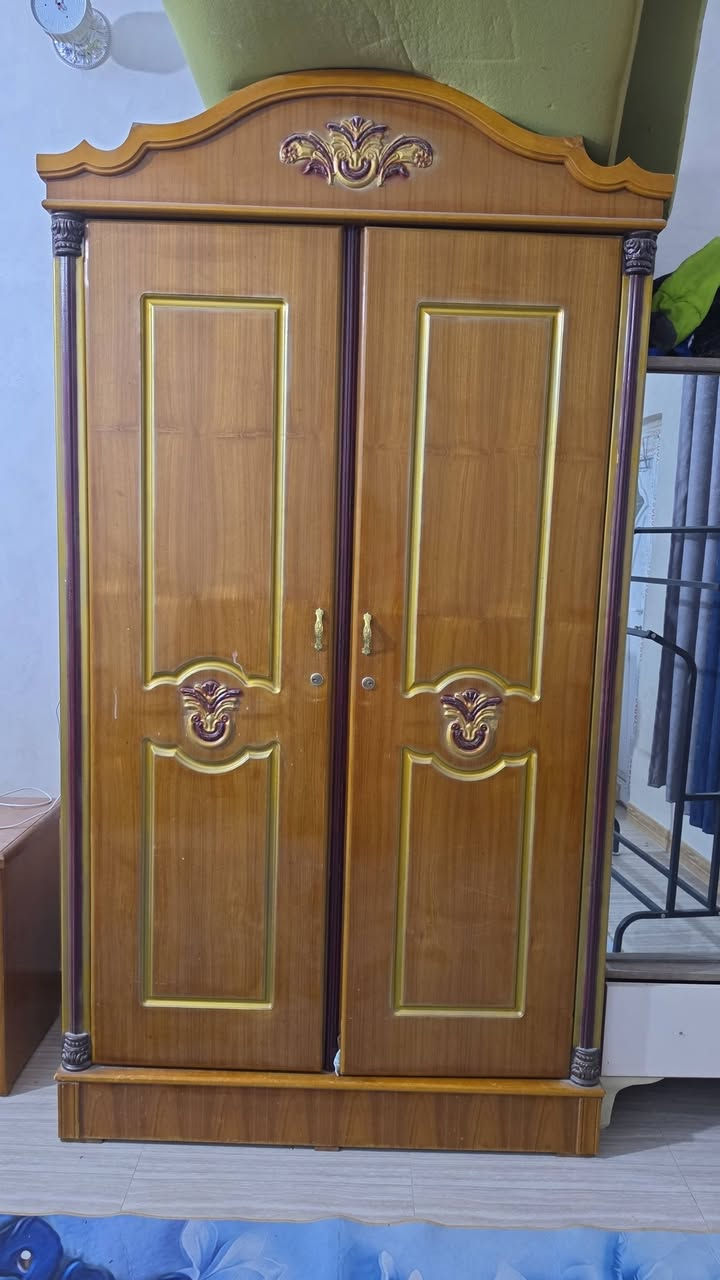 بنات الميز الي جوه الحوض ب١٠ 
الغرفه ب٧٠٠ وبيه مجال
الميز مال الاوتي تفصال ب ٢٥
الكنتور ابو البابين ب ١٩٠ وبي مجال قليل 
البراد ب٤٠ 
التخم الأزرق ب ١٥٠
التخم الملكي ب٩٠٠
الجربايه ام النفر هيه والكومدي والدوشك ب ١٢٥ 
الميز التلفزيون ب٢٠ 
الدب ب٢٠ وبي مجال
اكو زاويه مال كاونتر هيه والملحق قياس متر وشويه سعر ٧٠ وبيه مجال المنيوم 
مستعجلين على البيع 
اي ستفسار خاص


**إذا كنت صاحب هذا الإعلان وتريد حذفه لأي سبب، رجاءا أرسل رسالة إلى الدعم الفني**