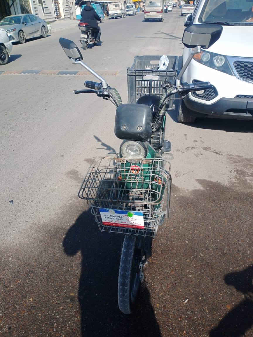 سلام عليكم
دراجه حجم 20
جديده تخم بطاريات جدد قبل اسبوع شادهن
السعر ٣٠٠
هذا رقم صاحب الدراجه لحد يعلقلي
***********
