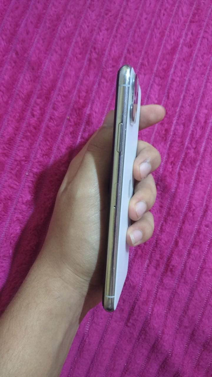 ايفون ١١ برو ماكس ابيض الجهاز كلش نضيف على ايدي اخذته جديد مستبدل فقط شاشه اصليه السعر ٣٠٠ الف والشراي يراسلني واتساب ***********
العنوان بصره البصرة, العراق
