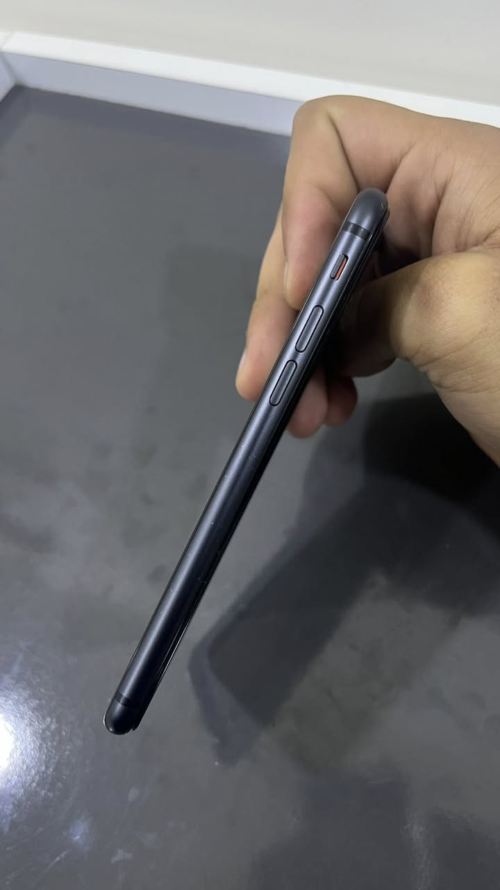 سلام عليكم للبيع ايفون 8 عادي ذاكره 64 
نضافه 100/100 بلادي
التواصل *********** واتساب
