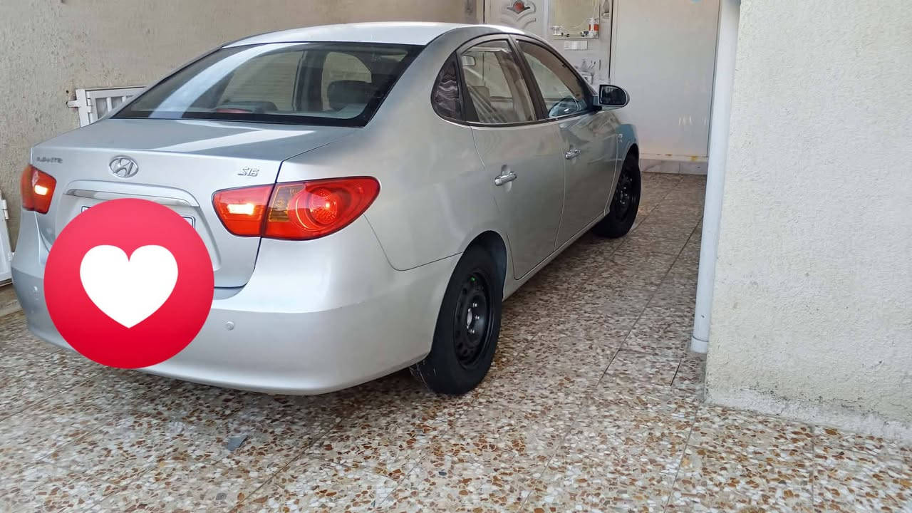 السلام عليكم النتره مقدسه موديل ٢٠١٠ادوات السعر ٣٥مكان حله مكلف بلنشر رقم الهاتف***********
