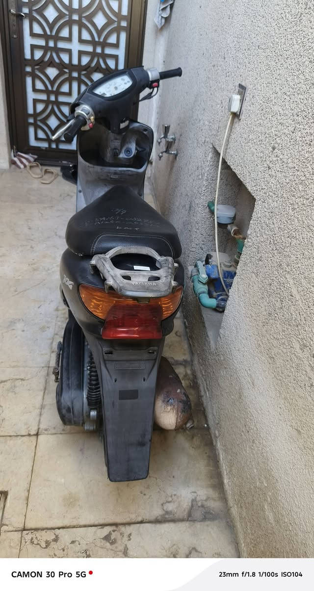 للبيع دراجة عصفورية بلادية ماصار هواي طالعة من المعرض السعر, 600 وبيها مجال الدراجة جديدة وناعمة وكلشي شغال.


**إذا كنت صاحب هذا الإعلان وتريد حذفه لأي سبب، رجاءا أرسل رسالة إلى الدعم الفني**