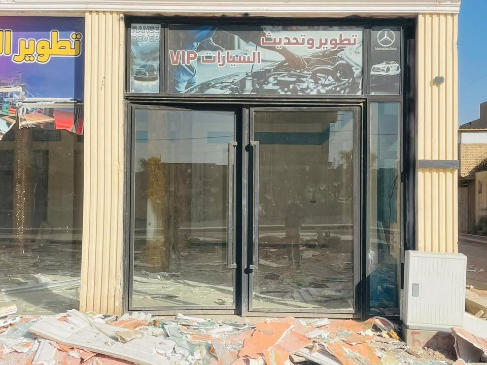 السلام عليكم  باب عدد ٢ جام مرتابات  وشغل درجه أولى للبيع
***********
