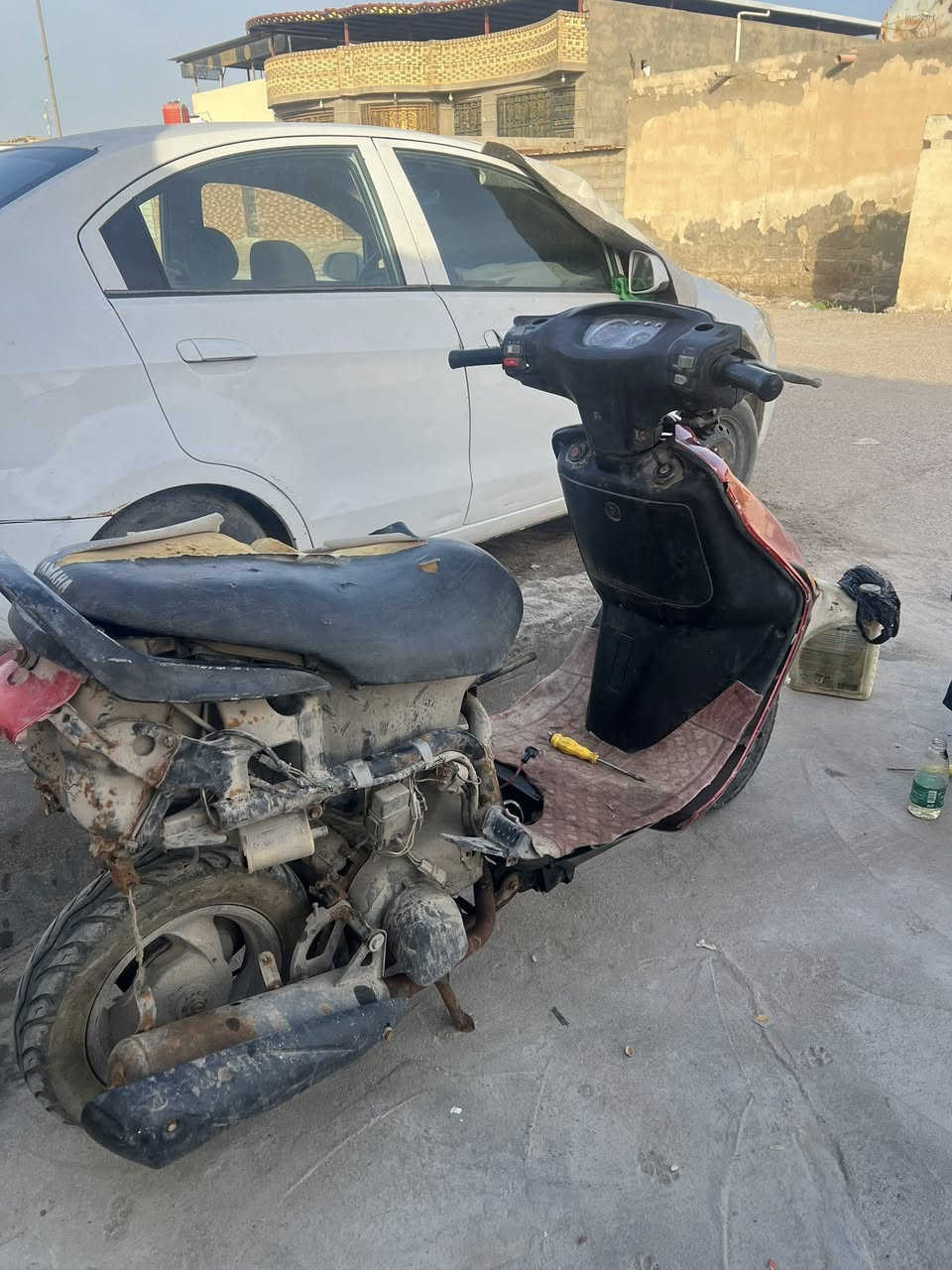 فراشه للبيع شغاله بس أبيع كوم حديد هلموجود مكاني بصره سعر ١٧٥ قفل قفل رقمي ***********
