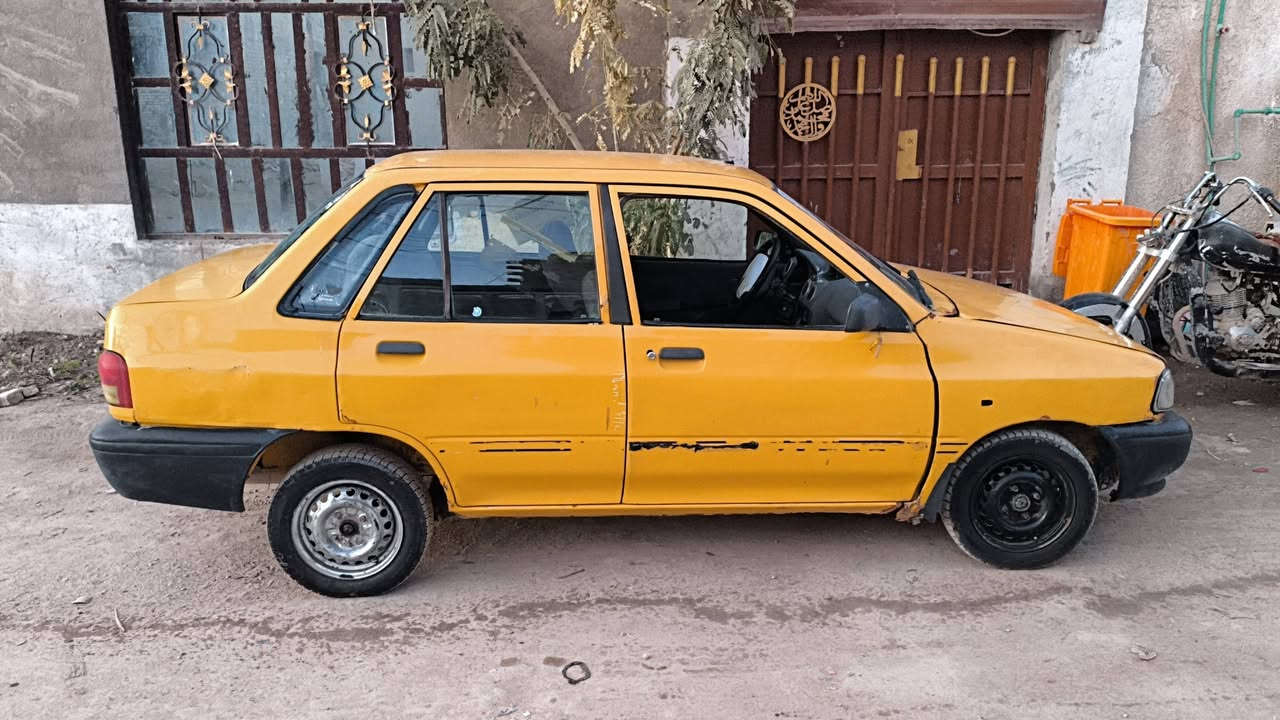 سايبه موديل ١٢
السياره كير ومكينه مال برايد 
راعيها ماندله  
عنوانها النجف 
الرقم *********** واتساب 
قفلها 7 ورقات
