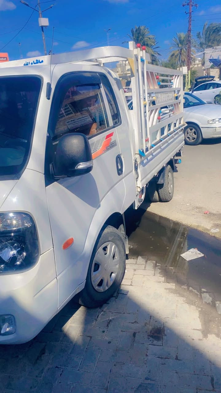 سلام عليكم كيا موديل 18مسكر سبعه كير كفاله عامه بس شبر صبغ فق بيها بدون محجر 145ورقه ماشيه 80الف "***********
