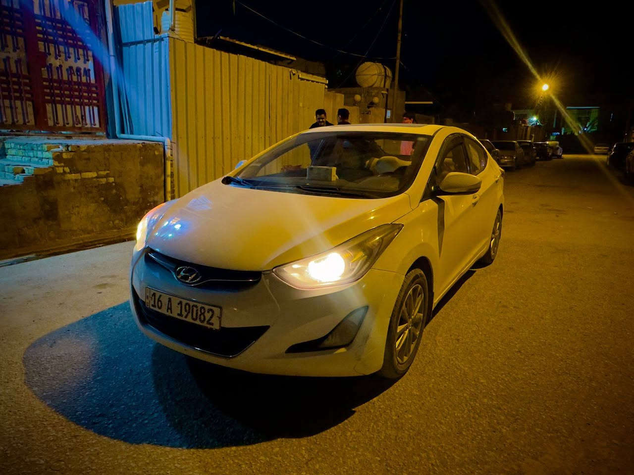 الانتره للبيع موديل 2014 شكل ال 15 سعرها ١٠٠ مع مجال تفاصيل وتواصل ع هذا رقم ***********
