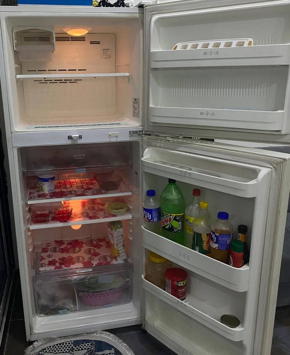 مابيها اب عيب سعرها 300 LG هواء
اربيل هفلان 
للي يريدها خاص


**إذا كنت صاحب هذا الإعلان وتريد حذفه لأي سبب، رجاءا أرسل رسالة إلى الدعم الفني**