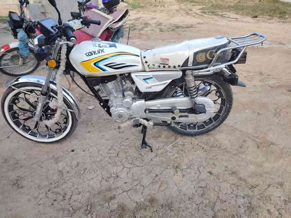 ماطور سونيك الاصلي 2025 اخو الجديد
السعر 750 بيه مجال يرهم نقد يرهم فقد
العنوان جباره الشارع العام
***********
