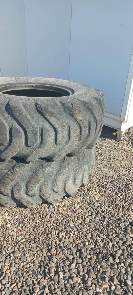 زوج تايرات ياباني جوبلس 25.17.5
***********
