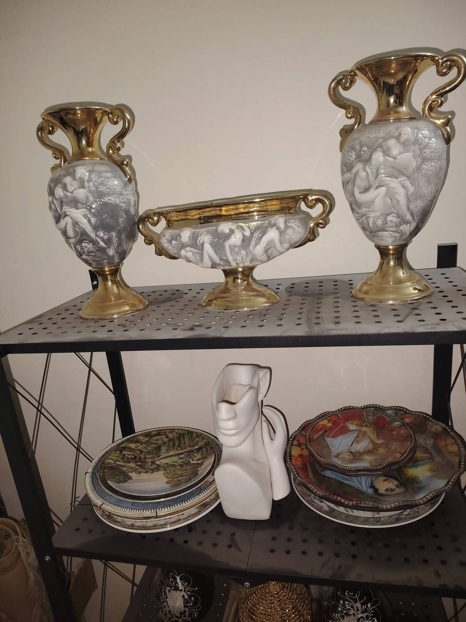 السلام عليكم من رخصه الادمن عندي غراض لبيع انتيكات لجادين فقط


**إذا كنت صاحب هذا الإعلان وتريد حذفه لأي سبب، رجاءا أرسل رسالة إلى الدعم الفني**