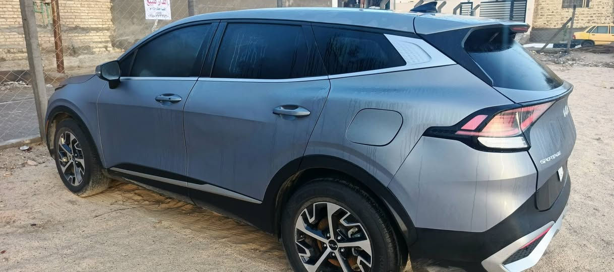 سلام عليكم
كيا سبورتج ٢٠٢٤ 
دخول جديد فئة Ex
بصمة جلد شاشة دجتل رادرات امامي خلفي حساسات سياقة ذاتية الحجم الكبير 
صور الحادث بالمنشور بيها جاملغ جهة السائق صبغ خلفي وجاملغ جهة اليمنى امامي صبغ وحافة البنيد فقط بجم كبس
بسعر مناسب الاستفسار الاتصال على الرقم او مراسلة الصفحة وتدلل ***********
