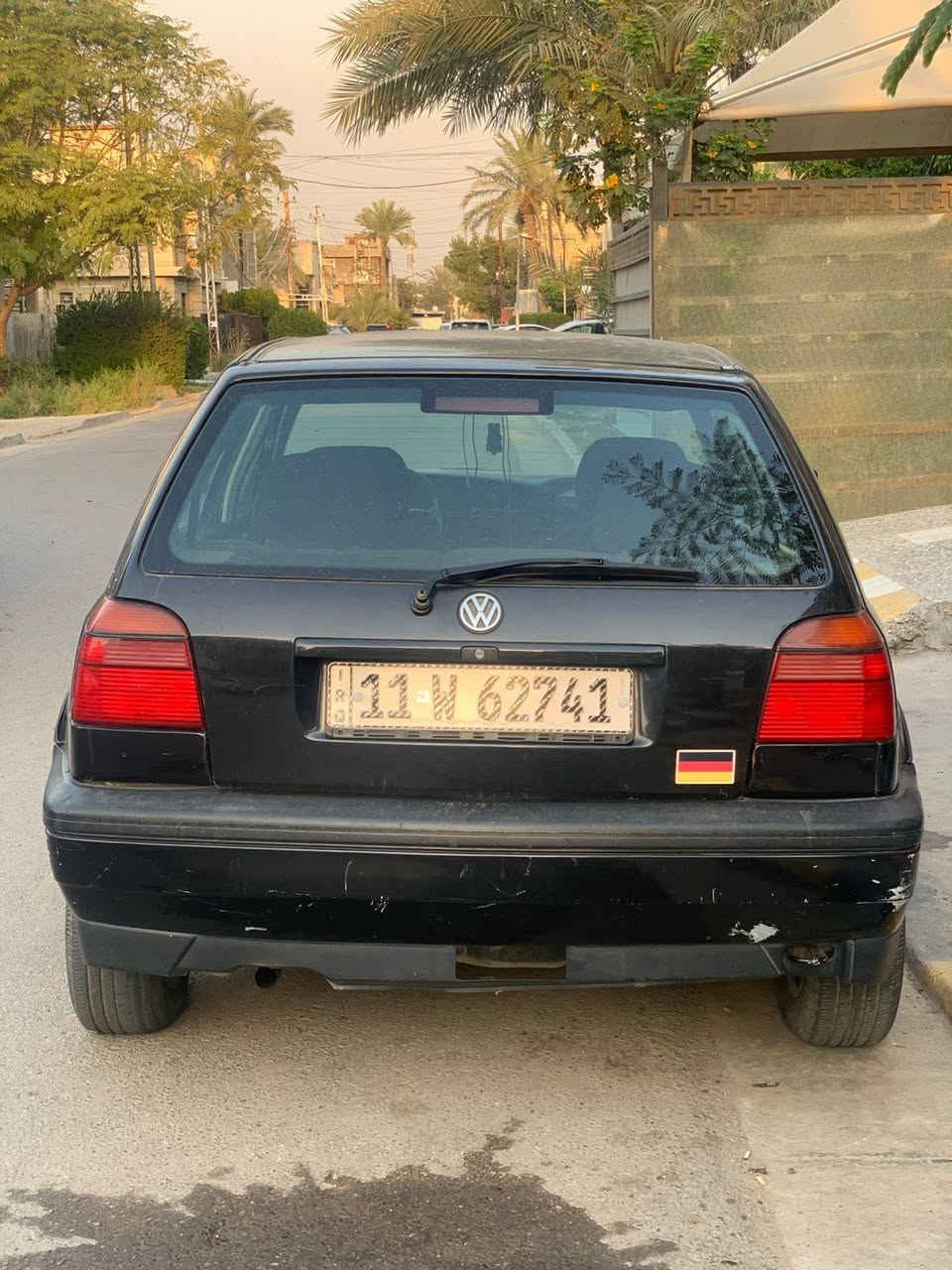 السلام عليكم كولف موديل 94 محرك 2000 اوتوماتيك تبريد تدفئة سنترلك تخم تاير جديد باتري كير محرك مكفول سياره أرقام جديده بسمي سعر ٤٣ وبيها مجال للاستفسار على الرقم *********** مكان سياره المنصور
