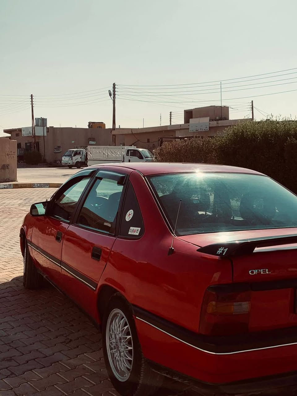 اوبل موديل 1991
رقم انبار انكليزي باسمي سنويه لل 30 شرط التحويل 
محرك 20. كير ومحرك شرط لاصرف ولابخار ولاصوت
سياره بدون مصرف جاهزه من كل النواحي
كهربائيات وتخم تاير وصدر امامي وخلفي كلها جديد
مواصفات سلايت وجام كهربائي
سياره مصبوغه عام للجماليه فقط
مكفوله من الضربه والكصه 
السعر 38 وبيه مجال 
***********
المكان الانبار قضاء القائم
