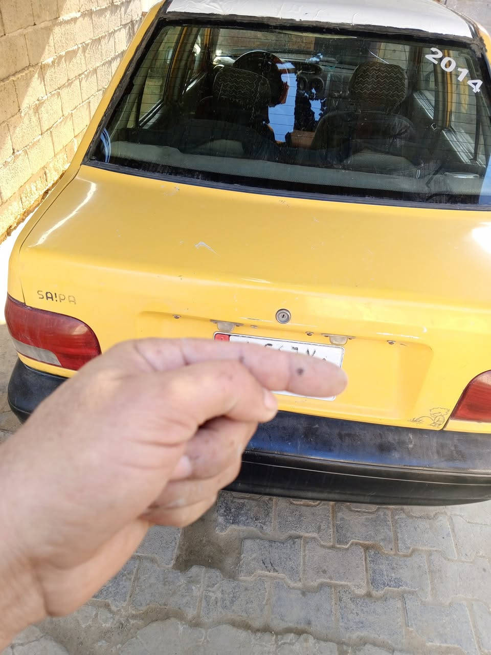 سلام عليكم سايبه موديل 14سياره نضيفه مال جناي محرك او كير ابرايد تخم تأير نظيف حداديه جديده امصفره هيا اوقرامات رقمها كربلاء سعرها 21 مكانها كربلاء حي النصر ***********
