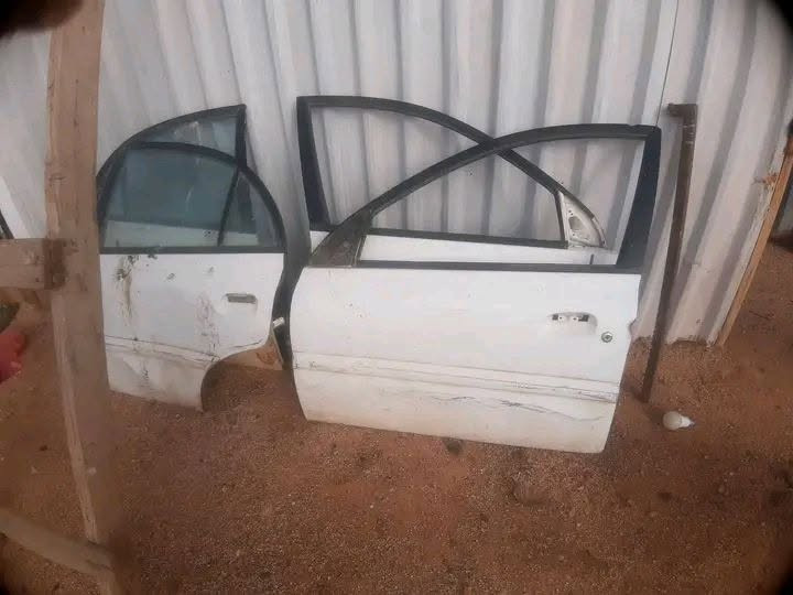 متوفر بيبان كيا ريو 1 2 3 
لكسيسوار مكان المغير 
0794268445


**إذا كنت صاحب هذا الإعلان وتريد حذفه لأي سبب، رجاءا أرسل رسالة إلى الدعم الفني**