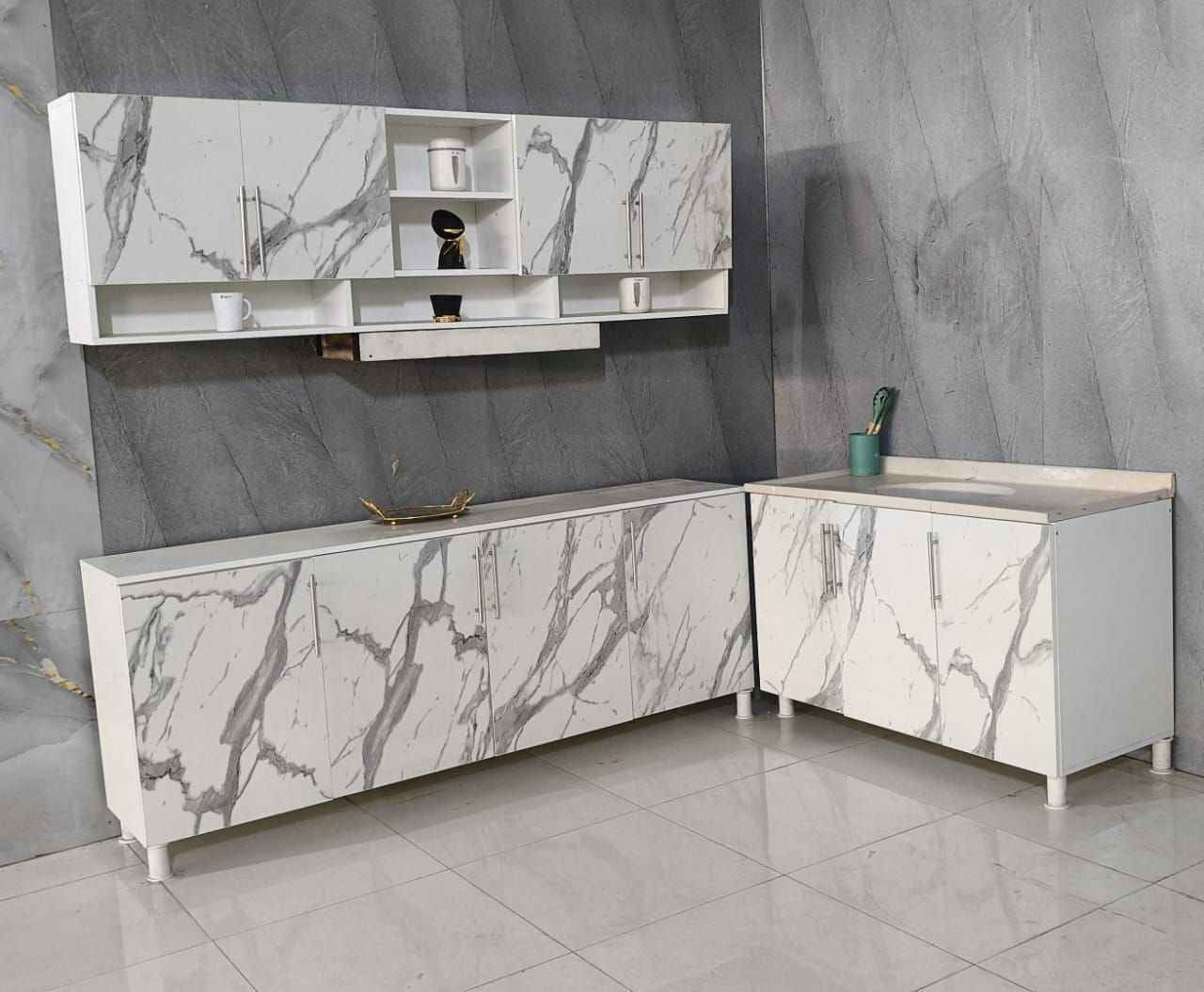 كاونتر خشب ام دي اف. 

قياس مترين ارضي وملحق
وسنك متر وعشرين. بغداد, العراق


**إذا كنت صاحب هذا الإعلان وتريد حذفه لأي سبب، رجاءا أرسل رسالة إلى الدعم الفني**