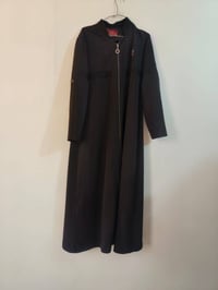 ملابس • مكاني البنوك • عرض قطعتين