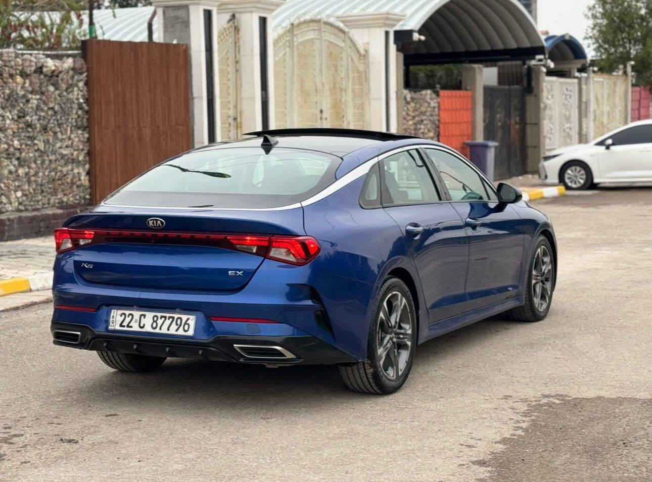 كيا k5 مديل 21 فول مواصفات Ex تبريد وتدفئه بالكشنات 
رقم اربيل باسمي 
حادث امريكا موضح باب وجاملغ خلفي 
وبيها كلير جاملغ امامي وباب جهة السايق
مكاني نجف حي النصر 
فقط بيع السعر 152
***********
