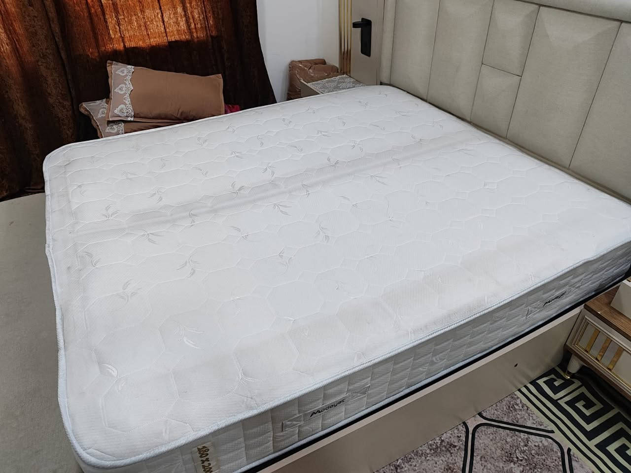 دوشك جربايه استعمال اشهر قليله
دوشك يكعد على جربايه الغرف التركي القياس واضح كدامكم مكاني رحمانية الشعلة
الرقم ***********
