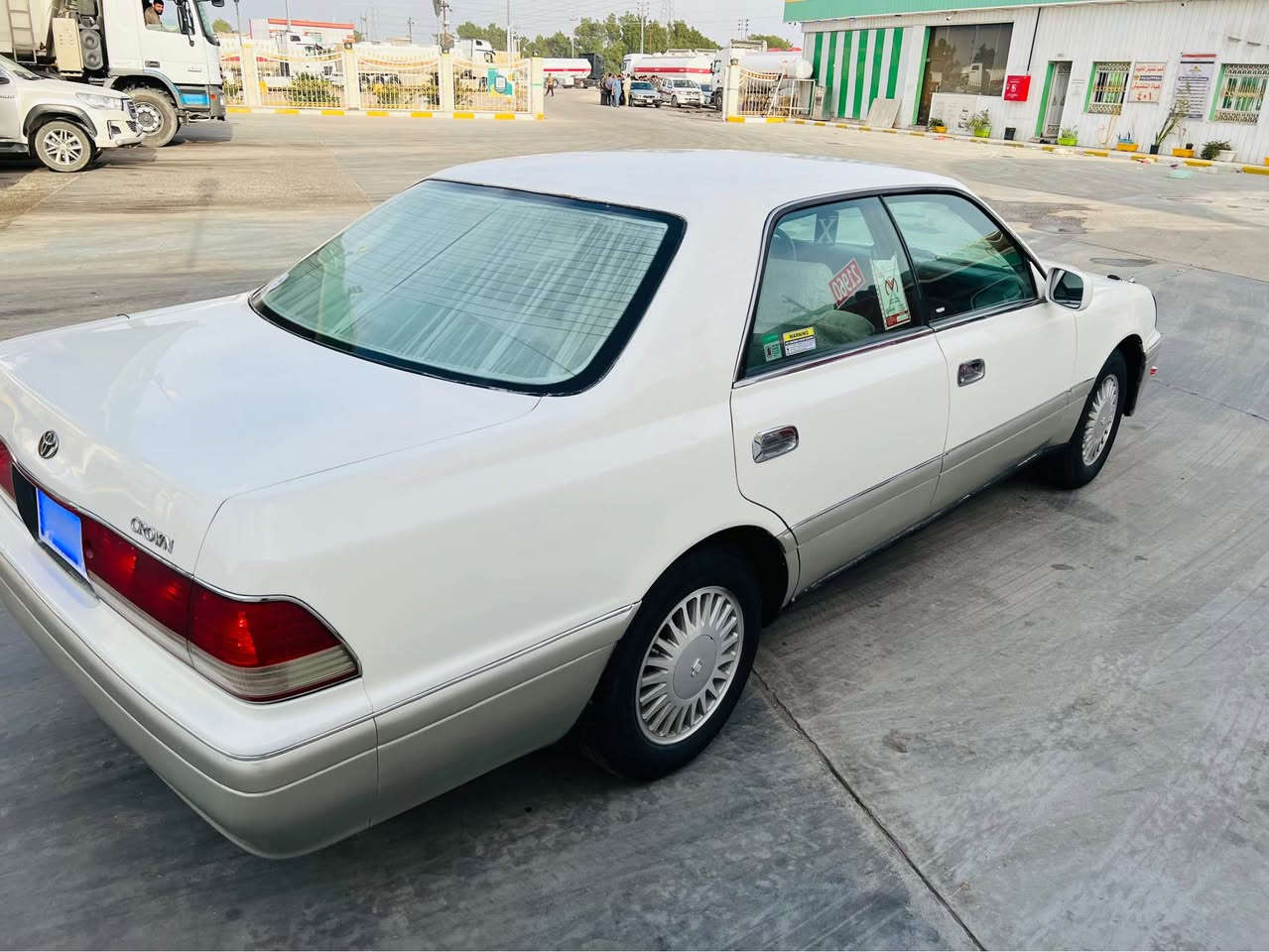 السلام عليكم للبيع راس الثور رقم بصره الانكليزي سنويه مجدده 2030 مكفوله من الكصه والنقل الجثه والضربه القويه مكينه وكير جدد حداده طخم تاير ويلكب جدد تبريد شغال سياره جاهزه كلش وجديده السعر 89 ورقه 🔒الاستفسار الرقم ‏ مكان السياره البصره تقاطع مصفئ النفط
*********** الزبير, البصرة
