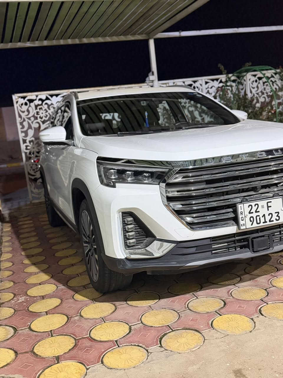 السلام عليكم 
جيتور X90 
2024 
فول مواصفات للاخير 
محرك 2000 توربو 
مكفوله كفاله عامه وسونارها موجود 

السعر28مليون وبيها مجال 
للاستفسار ***********
