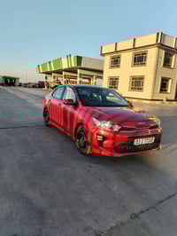 كيه ريو وارد امريكي للبيع  الون : احمر   موديل: 2023   مكينة : دوش الم...