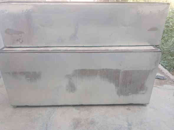 السلام عليكم يوجد كاونترات للبيع  مستعجل 
120 الف المكان تكريت القادسيه قرى وردي ***********
