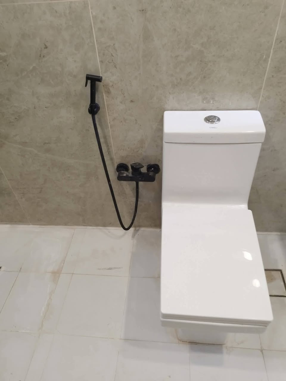 .عندك ترميم واضافة بناء. قطعة تريد تبنية. هيكل تريد تكملة وحاير  لااتحير  من تكون عندك كوادر ابو هيثم البدراني بمجال البناء راح تشوف التصميم نفسه واقع حال
#خدماتنا المتكاملة:

• تجديد وتحديث المنازل :تفليش وترميم المنازل القديمة.

"نستلم أرضاً.. ونسلمك مفتاحاً"

كوادر ابو هيثم البدراني  متخصصة واحترافية بمجال البناء الحديث والترميم•

 من الهدم وتنظيف الأرض الئ البناء والتسليم النهائي. بإشراف مباشر من قبل المعمار ابو هيثم البدراني 

🏛تصميم اشراف تنفيذ🏛

الاستفسار التواصل عبر الارقام التاليه

*********** واتساب+اتصال هاتف*********** اتصال هاتفي
