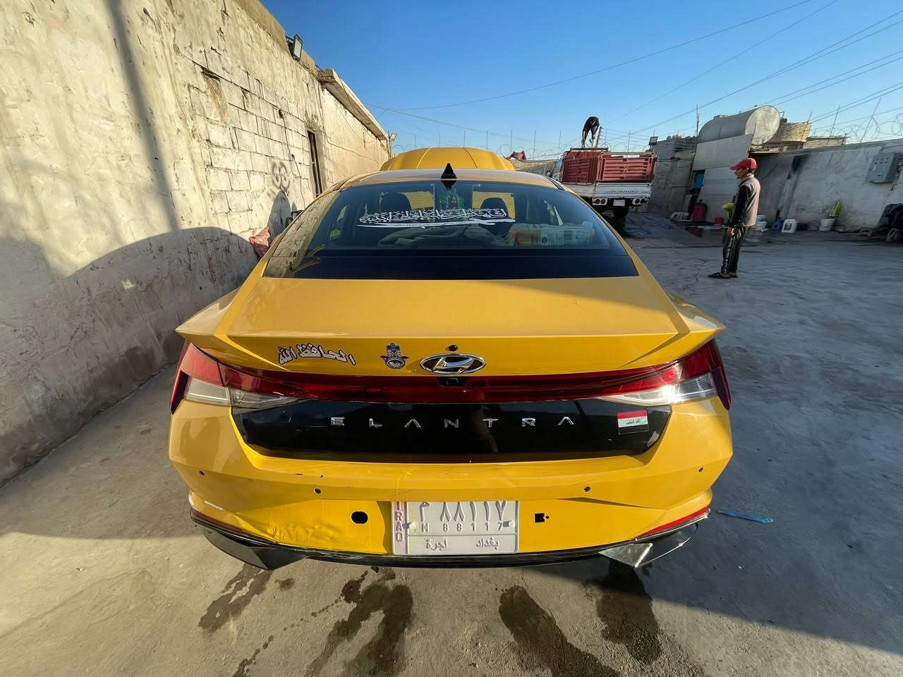 السلام عليكم الانتره ٢١ مكينه مفتحه هسه مجفته صار ٣ ايام مبدل بس بنيد وبيه طخات قليل.  السعر ١٢٠ بيه مجال رقم *********** مكان بغداد حي نصر
