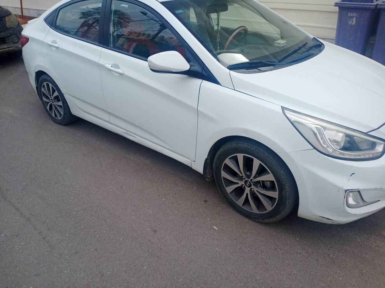 السلام وعليكم اكسنت موديل 16مكفوله من الضربه كير محرك صدر تبريد تخم تاير كله على الفحص ويل كب 16فتحه مكان السياره علي الصالح السعر 118وبيها مجال كلش قليل*********** امير كوبره
