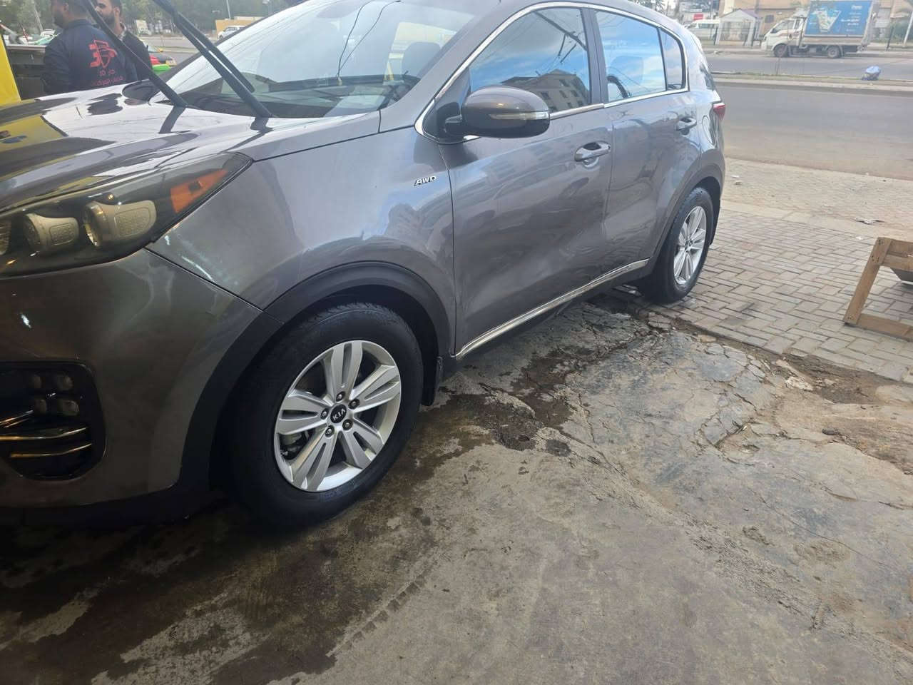 #بيع #مستعجل كيا سبورتج  2019وارد امريكي حادثهه موضح بالصور (٥ ) قطع صبغ الجاملغات الاماميه والبنيد والبابين جهة اليسار 3وضعيات قياده محرك 2400 GDiكير محرك نظيفات  تخم تايرات جديد صدر نظيف سياره جاهزه سنويه ارقام هزه كله جديد تحويل ثاني يوم كله بشرط  السعر ١١٥ وبيهه مجال بسيط او مراوس حسب القناعه  العنوان بغداد الشعب  ***********
