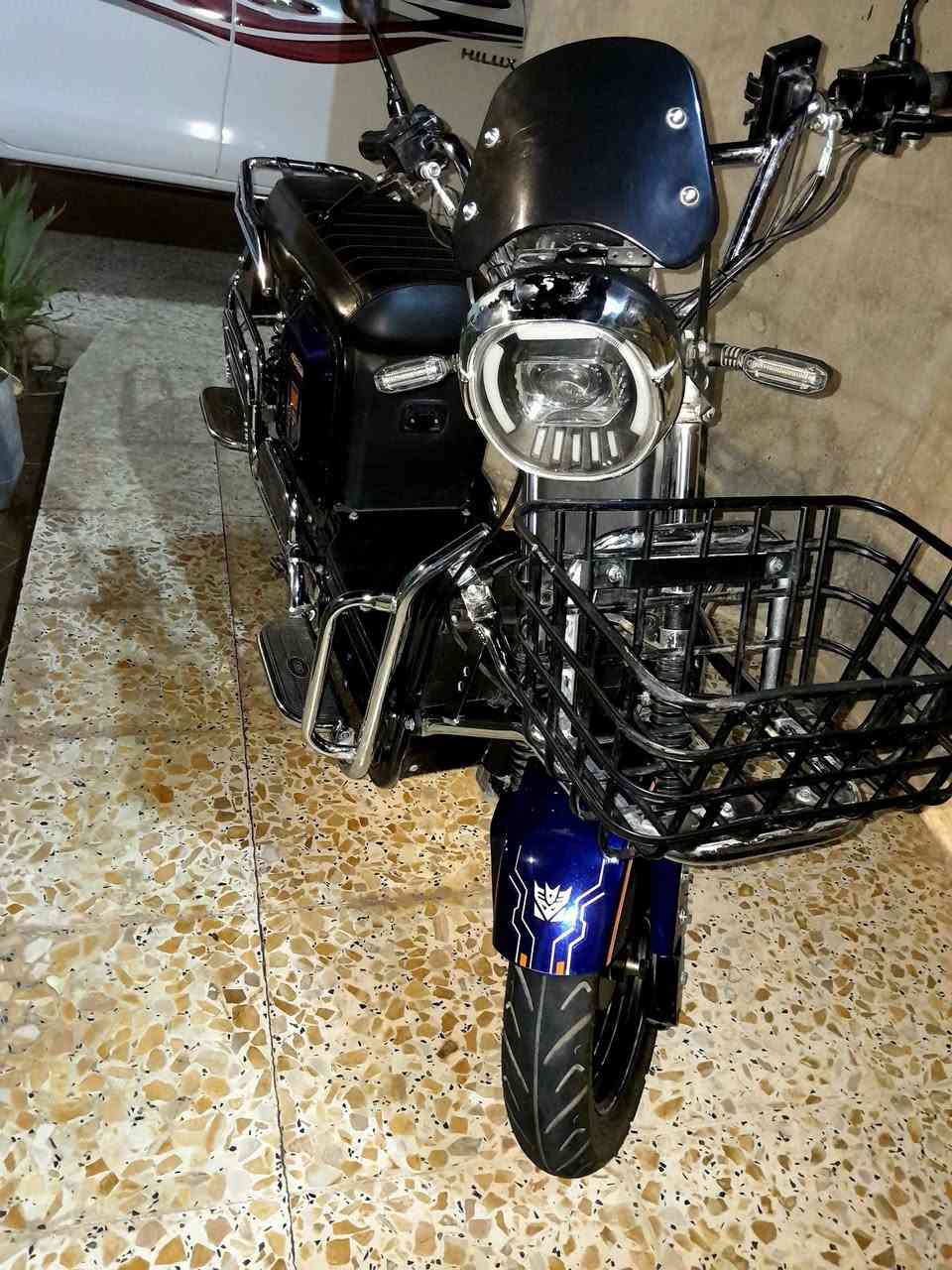 سلام عليكم
دراجه شحن نوع همر للبيع موديل 2025 نضيفه 7بطاريات عل فحص تشغيل كرت مفتاح جهاز إنذار  مثبت سرعه 
السعر : 800
العنوان : الفلوجه 
رقم الهاتف : ***********
