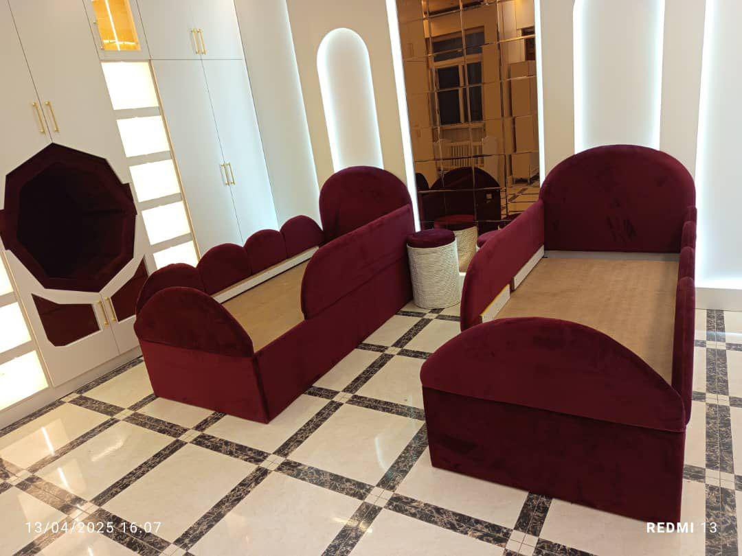 مطابخ خشب و المنیوم
واجه mdf 300
واجه hdf350
واجه balon400
علا مرمر صناعي 
إذا كوارتز ينظاف ٥٠ علا متر 
استندر ارتفاع ٢٥٠ 
إذا اكثر من ٢٥٠ ارتفاع ينظاف ٤٠٪؜ علا قياس يعني مثلا إذا كل قياس ١٠ ايصير ١٤ 
شباك ينقص ١٠٠ الف 
و إذا في دنگه مال مايكرو ينظاف نص متر 
و إذا زاويه L او ركن طويل ينظاف متر واحد 
المنيوم هيكل او خشب نفس شي بلنسبه للخشب بس مقطع سينك نشتغله pvc
0777 161 9654
