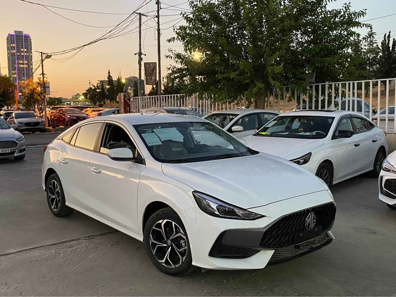 MG GT 2025 گيرعادى سةيارةكة سفر كيلومةترة رةقةم كاتية ٣ مانگ كاتى لةگةلة كلين تايتل بةسمةية ليدى پيش و پشتة شاشةية كاميرةية حةساسة ئاوينة ئيشارةتة  ناو رةشة تحديد سرعةية ڤؤليؤمى سةر سوكانة  
نرخ ٩٨ وةرةقة تكاية مشتةرى نيت تيل مةكة لةگةل ريزم 
☎️*********** أربيل, العراق
