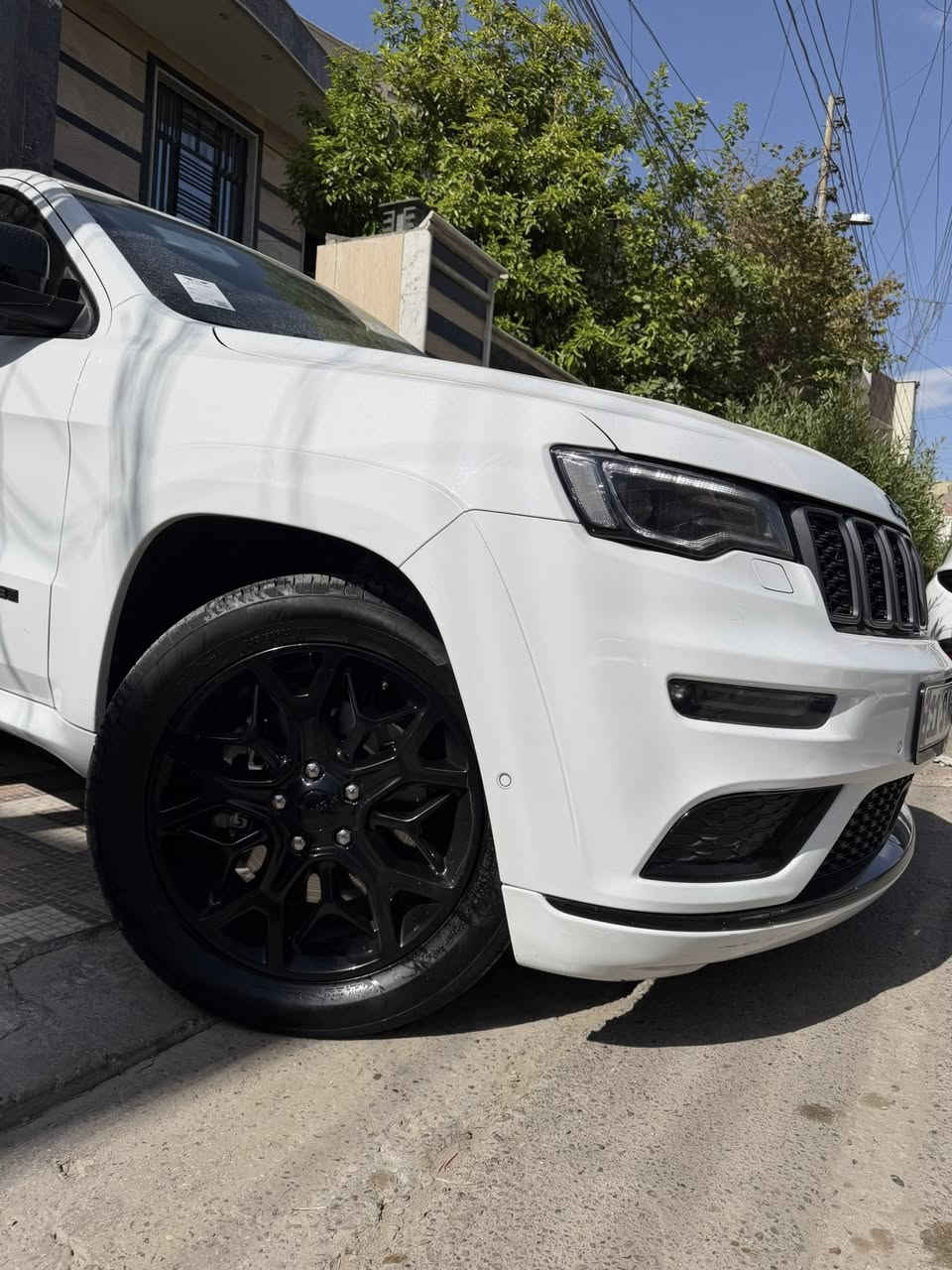 السلام عليكم..
جيب اس خليجي 2022
وكالة هارلم
ماشية 48 الف 
مكفولة كفالة عامة 
من الشخط بارد تبديل وتكحيل ..الخ
فول مواصفات 1/1
رادار امامي 
رادار خلفي 
توقف ذاتي 
نظام الاصطفاف المركبة 
رقم بغداد 
مشروع وطني الجديد الدولي 
السيارة خاضعة لضمان وكالة هارلم جميع تبديلات الدهن والفلاتر في وكالة هارلم وصولات التبديل من هية وزيرو لوقت الحالي
العنوان بغداد
السعر 37500 وبيها مجال بسيط
الاتصال 
***********
***********
