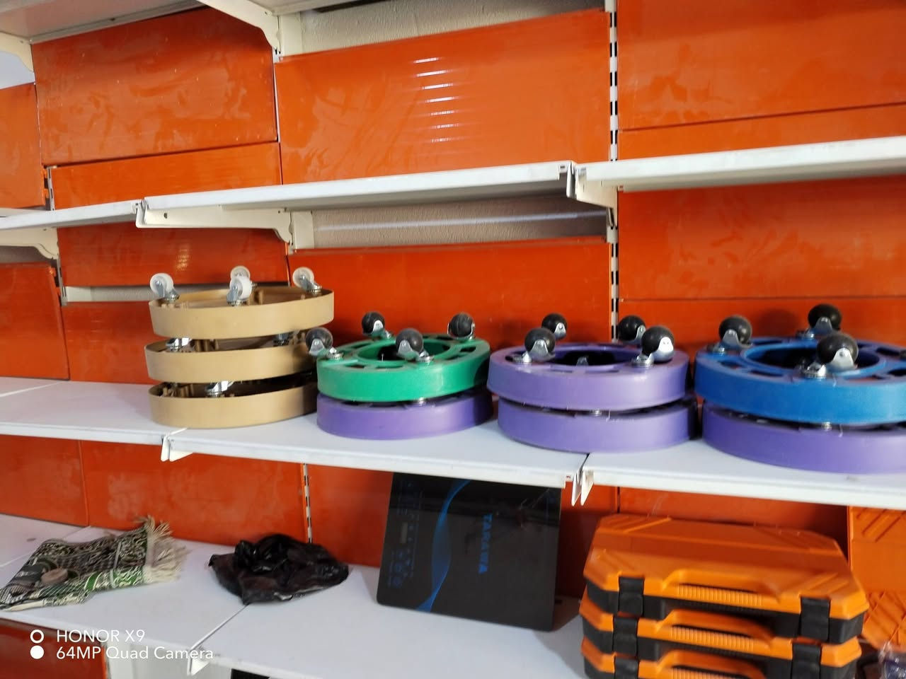 السلام عليكم .توجد رفوف محل حديد للبيع .زبير قرب المدينة الكرفانية


**إذا كنت صاحب هذا الإعلان وتريد حذفه لأي سبب، رجاءا أرسل رسالة إلى الدعم الفني**