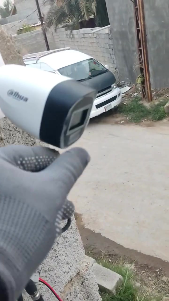 اشتري الاصلي وريح بالك
😏 منظومة بأعلى المواصفات🤓 منظومة الاصدار الجديد
 4 كاميرات فول كلر تصوير ليلي نهاري ملون حتى بدون اناره وصوت وصورة مع يو بي اس مع ديفيار وهارد 500 كيكا وروله  كيبل وبوكسات وفيش وكافة ملحقاتها وضمان سنه حقيقي

مواصفات المنظومة:-

⭕️ 4 كاميرات دهوا دقة 2 ميكا الاصدار الجديد اربع فلاشات 
       وزاوية واسعة لتغطية اكبر مساحة تصوير ليلي نهاري ملون 
       حتى بدون اناره وصوت وصورة بدقة عالية .

⭕️ ديفيار دهوا 4 جنل يشغل جميع انواع الكاميرات ويدعم 
       اللغة العربيةويمكن ربطه على الموبايل ببرنامج خاص.

⭕️ كيبل رولة 100م مسلح ونحاس دبل تغليف 

⭕️فيش كامله PNC 8. فيش POWER 8

⭕️ هارد 500 كيكا اصلي يسجل 21 يوم

⭕️بوكسات كاميرات عدد 4 لحماية الفيش من العبث والرطوبة

⭕️ يو بي اس ليثيوم اصلي يعتبر جهاز حماية ومنظم فولتية وتلغي كافة المحولات وتشغل مباشر علية المنظومة مع الانترنت 

⭕️ راك حديد لحفظ الديفيار واليو بي اس 

⭕️ هديه ماوس واير ليس 

⭕️ كيبل HD 4k .

⭕️ضمان بالكاميرات والديفيار سنه كامله.
ديالى ـ ناحيه جديدة الشط 
👍لمزيد من المعلومات 👇مراسلتنا على الخاص او***********واتساب 
م. علي
