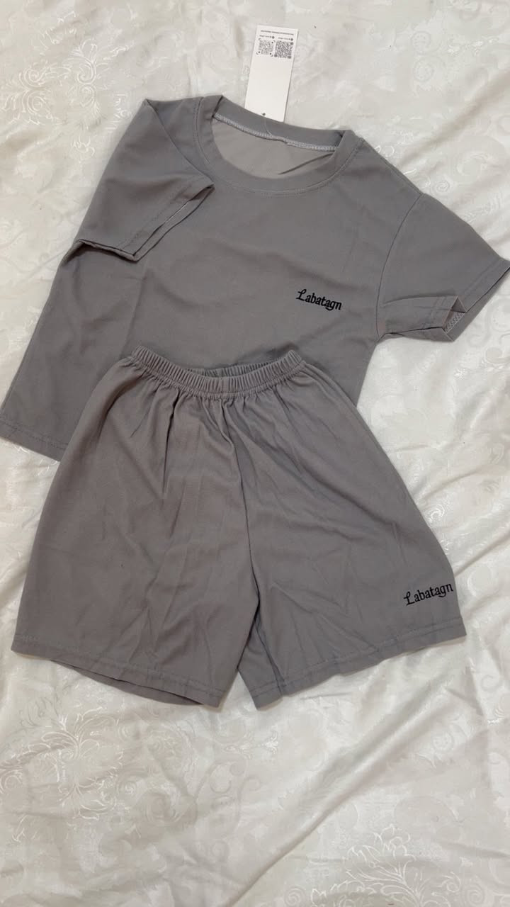 وصلت ملابس ولادي 🔥
أعمار من سنتين إلى ١٠ سنوات 👦
ستايل حلو وخامة مريحة 💙
💰 سعر القطعة بس ٦ آلاف
سارعي بالحجز قبل نفاذ الكمية ✨


**إذا كنت صاحب هذا الإعلان وتريد حذفه لأي سبب، رجاءا أرسل رسالة إلى الدعم الفني**