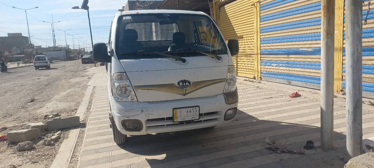 كيا  بنكو  موديل  ٢٠١٠
سعر  ٩٥  ورقه 
***********

رقم  ديالى
